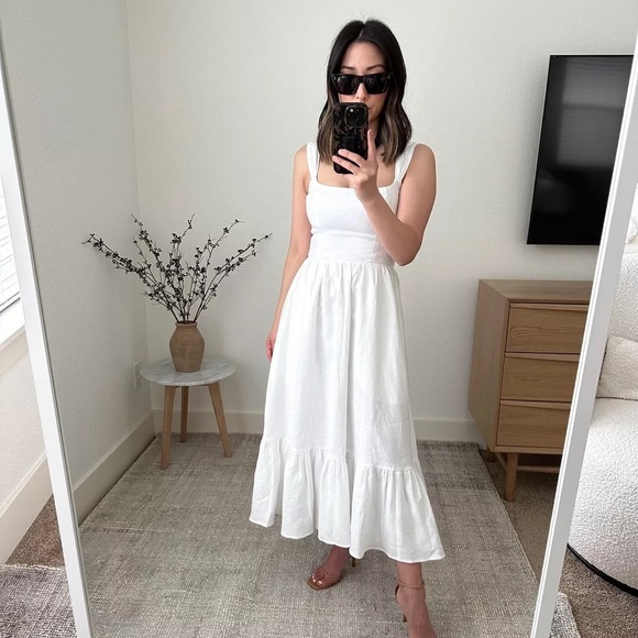 REFORMATION Bucatini White Linen Dress 8 - Picture 1 of 7